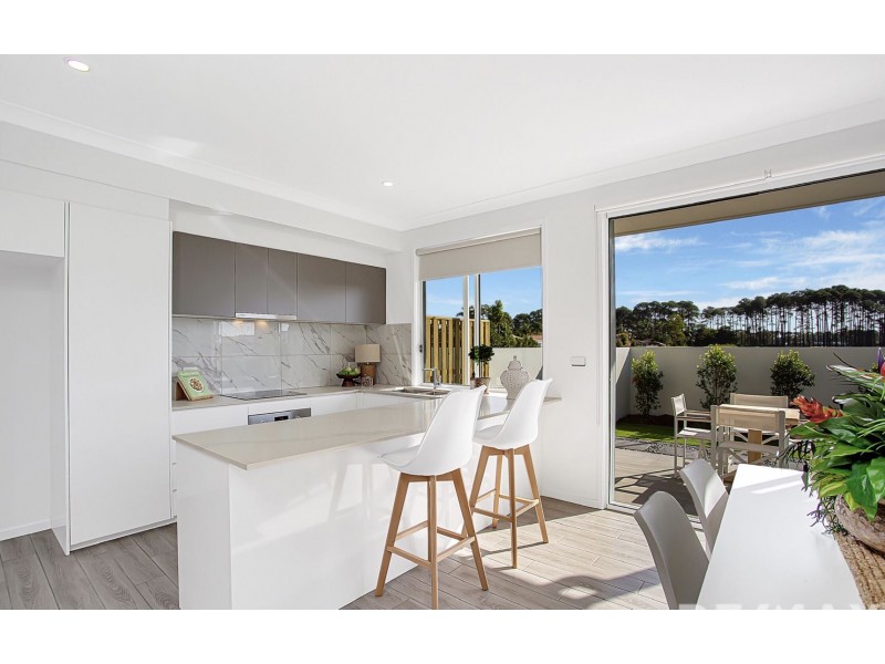 U1/6 Park Cove Blvd, Hope Island QLD 4212