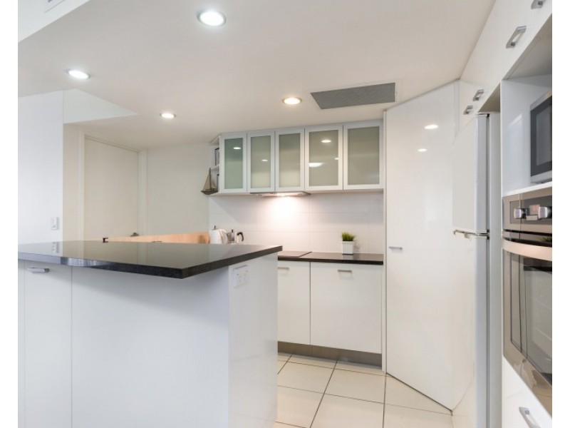 31/57 Grand Parade, Kawana Island QLD 4575