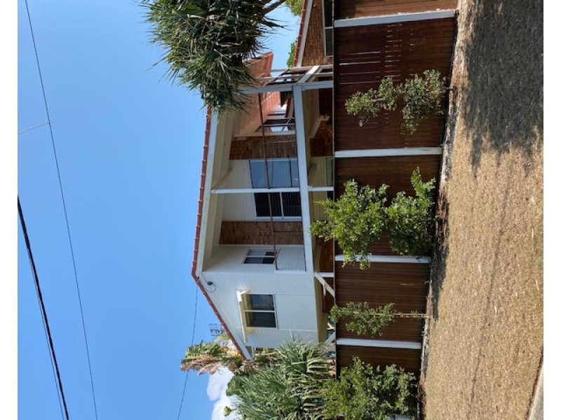 6 Ross Crescent, Sunshine Beach QLD 4567