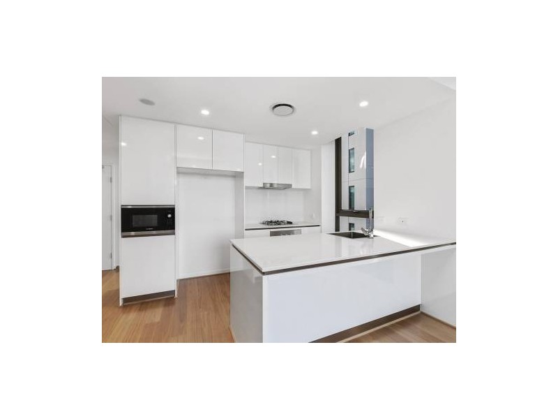 1033 ANN STREET, Newstead QLD 4006