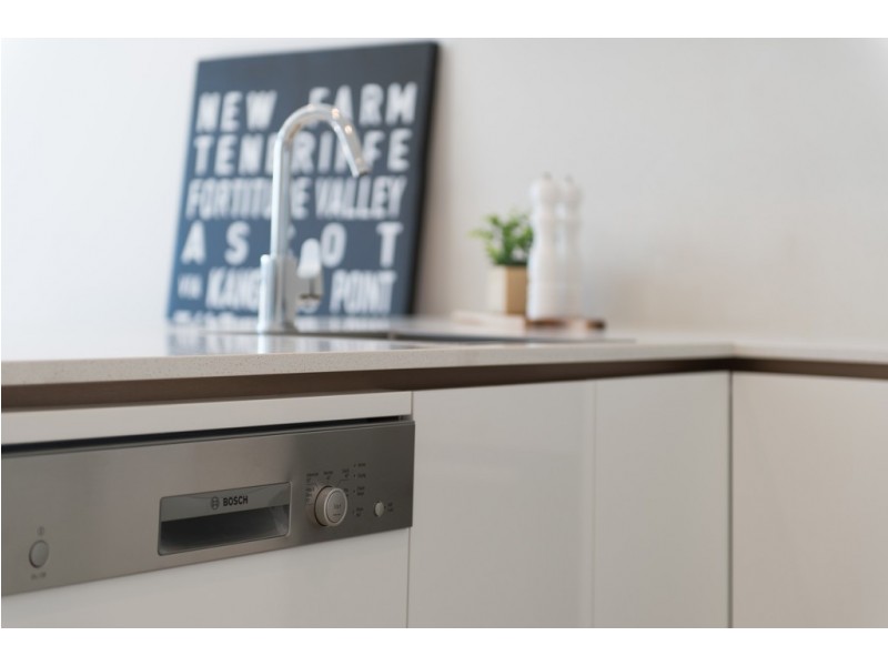 1033 ANN STREET, Newstead QLD 4006