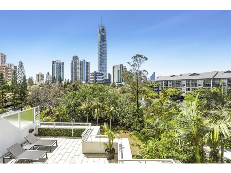 409/70 Remembrance Drive, Surfers Paradise QLD 4217