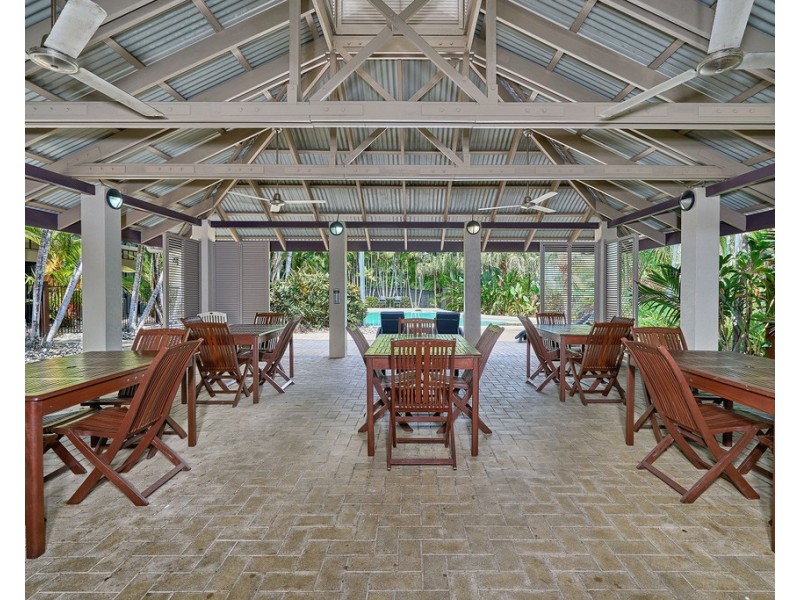 19-23 Trinity Beach Rd, Trinity Beach QLD 4879