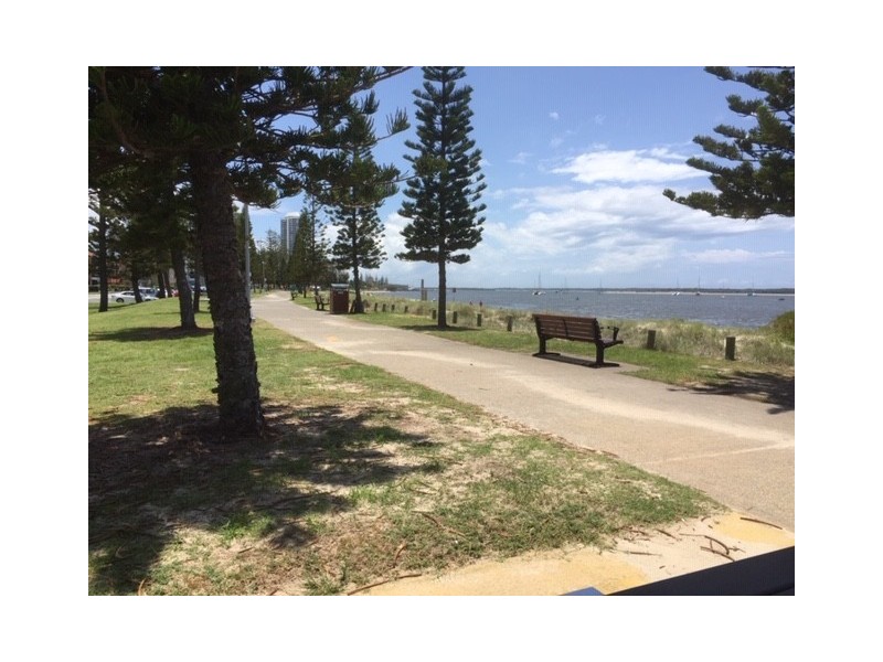 496 Marine Parade, Biggera Waters QLD 4216