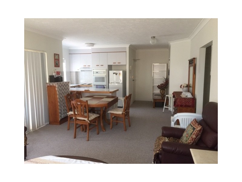 496 Marine Parade, Biggera Waters QLD 4216