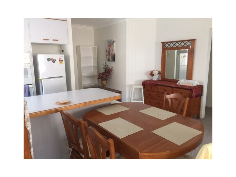 496 Marine Parade, Biggera Waters QLD 4216