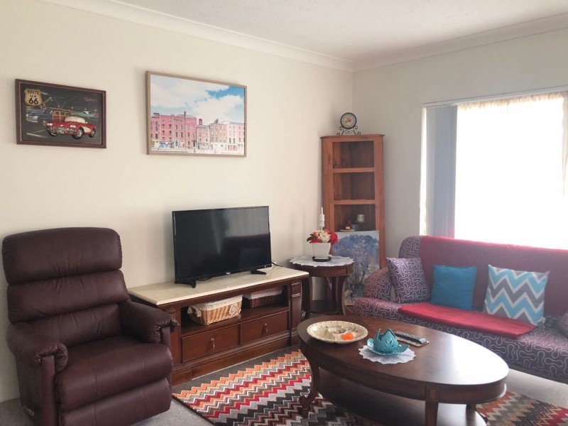 496 Marine Parade, Biggera Waters QLD 4216