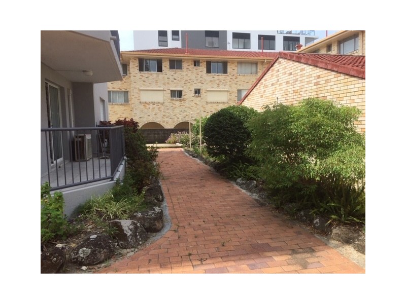 496 Marine Parade, Biggera Waters QLD 4216