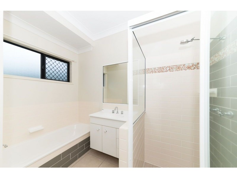 1 Aquamarine Drive, Kirwan QLD 4817