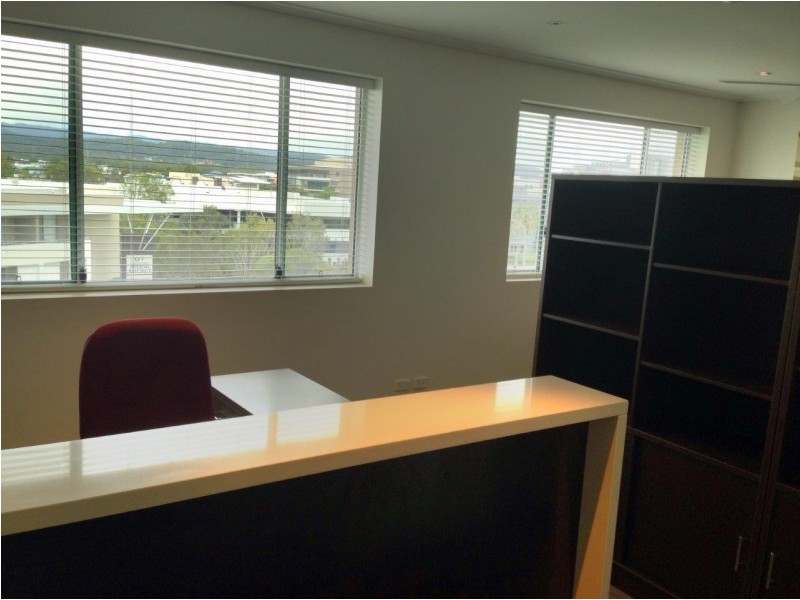 10b/226 Varsity Parade, Varsity Lakes QLD 4227