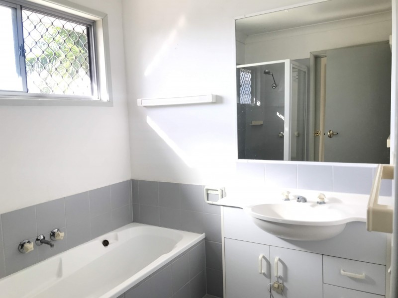 77 NURSERY AVENUE, Runcorn QLD 4113