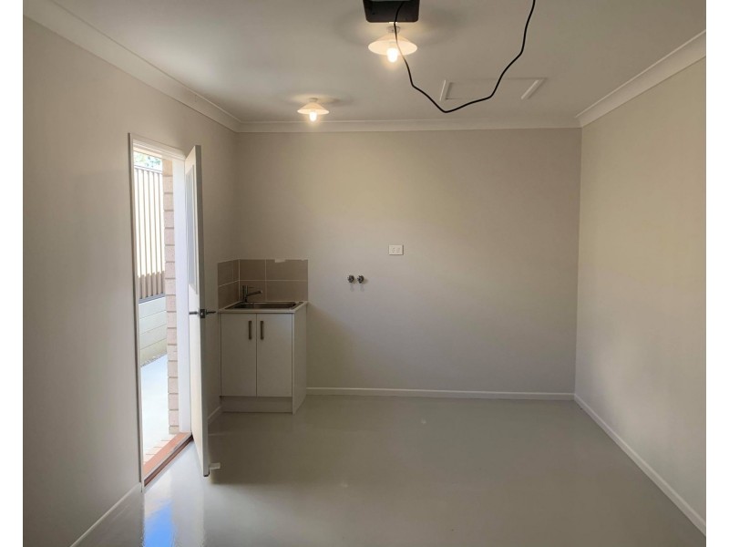 17B Mounthill St., Hillcrest QLD 4118