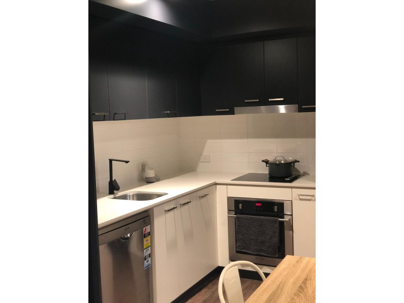 205/190 Varsity Parade, Varsity Lakes QLD 4227