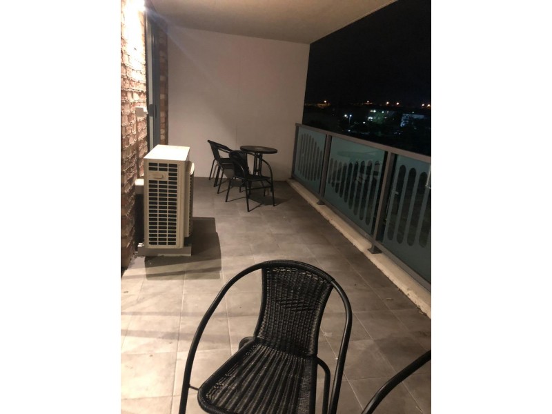 205/190 Varsity Parade, Varsity Lakes QLD 4227