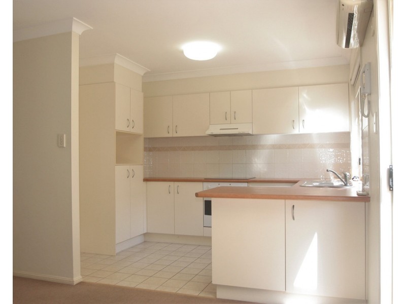 4/10 Chapman Place, Oxley QLD 4075