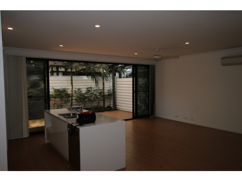 59/42 Stadium Drive, Robina QLD 4226