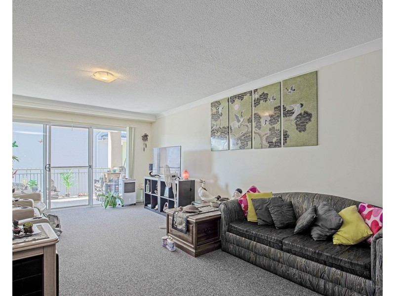 1007/33 Clark Street, Biggera Waters QLD 4216
