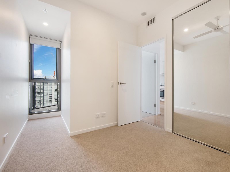 1033 ANN ST “Level 6″, Newstead QLD 4006