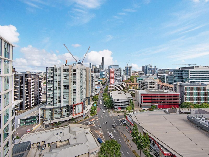 1033 ANN ST “Level 6″, Newstead QLD 4006