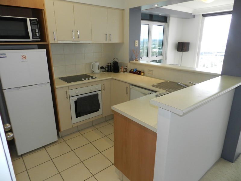 1141/2623-2633 Gold Coast Highway, Broadbeach QLD 4218
