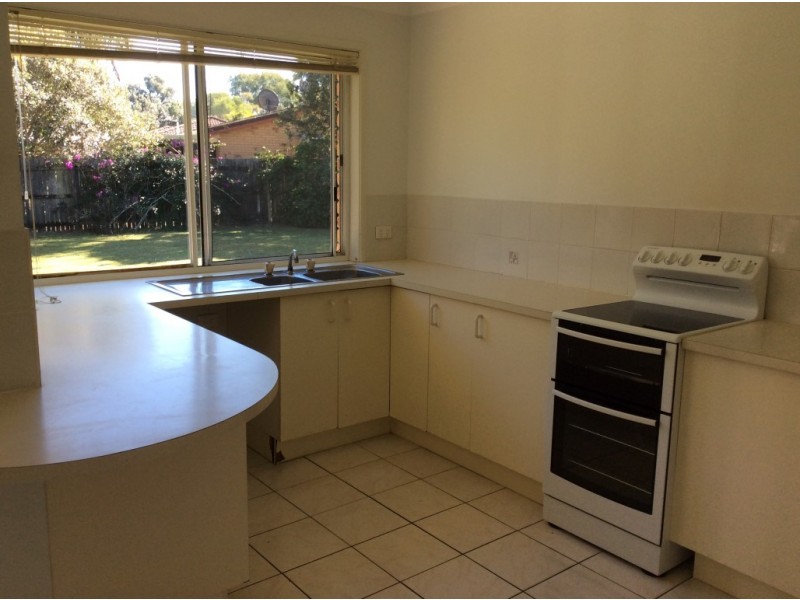 4 VICTORY CRESCENT, Sunrise Beach QLD 4567