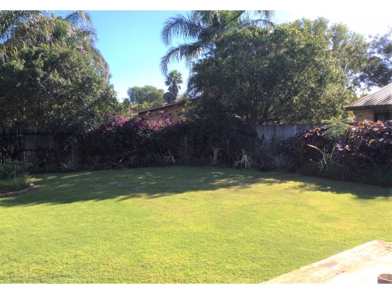 4 VICTORY CRESCENT, Sunrise Beach QLD 4567
