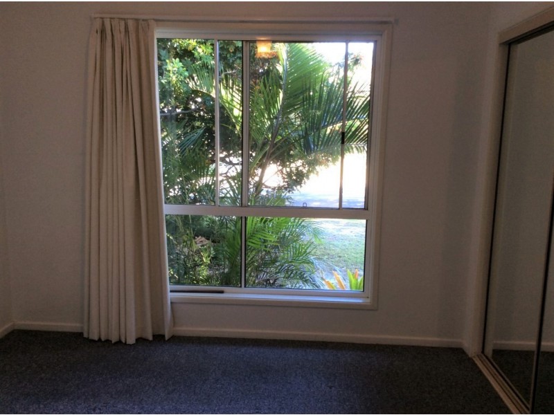 4 VICTORY CRESCENT, Sunrise Beach QLD 4567