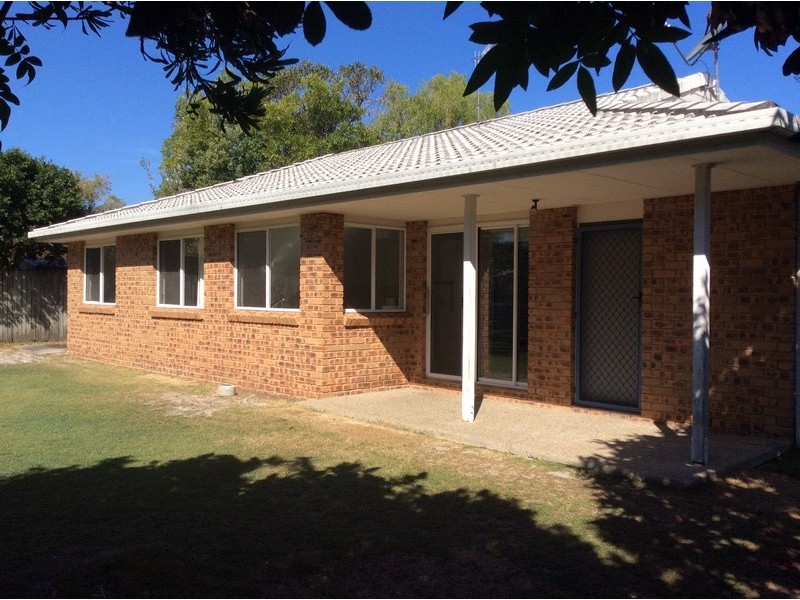 4 VICTORY CRESCENT, Sunrise Beach QLD 4567