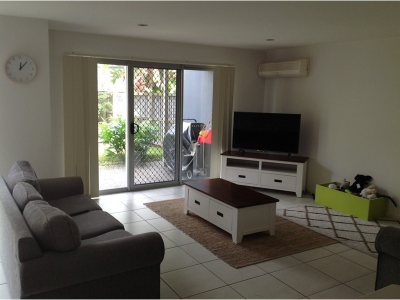 2/27 Catalina Drive, Mudjimba QLD 4564