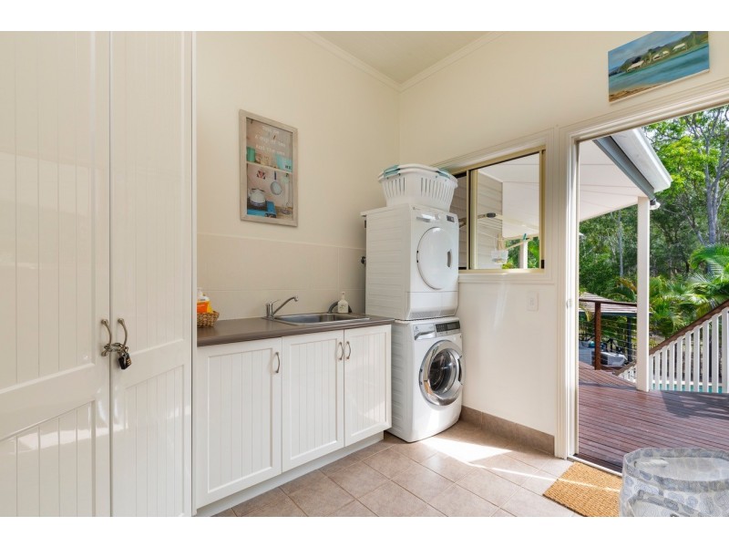 10 YANGUBBI LANE, Cooroibah QLD 4565