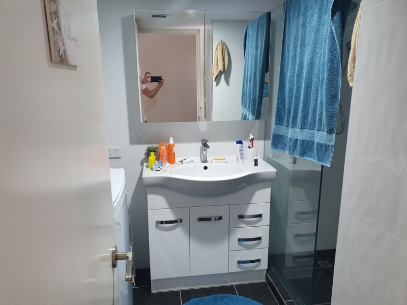 U04/ 37 Bayview street, Runaway Bay QLD 4216