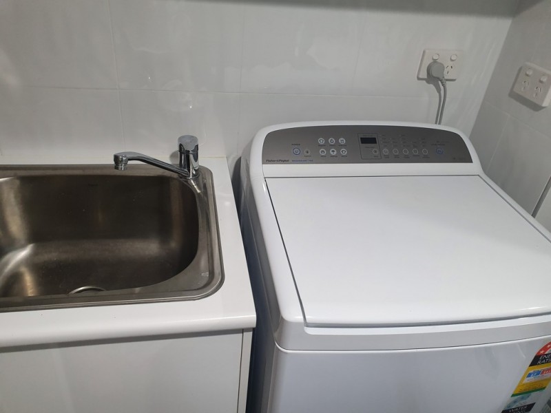 U04/ 37 Bayview street, Runaway Bay QLD 4216