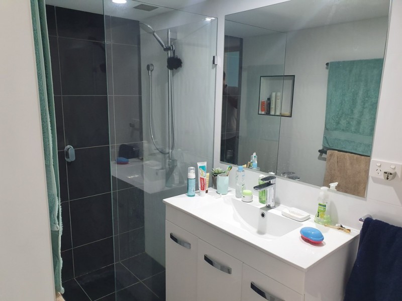 U04/ 37 Bayview street, Runaway Bay QLD 4216