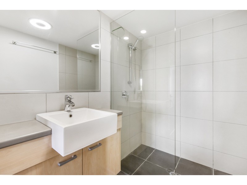 73/57 Grand Parade, Kawana Island QLD 4575