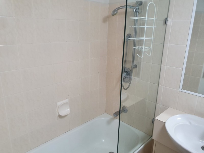 12/37 Bayview street, Runaway Bay QLD 4216