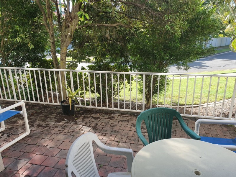 12/37 Bayview street, Runaway Bay QLD 4216