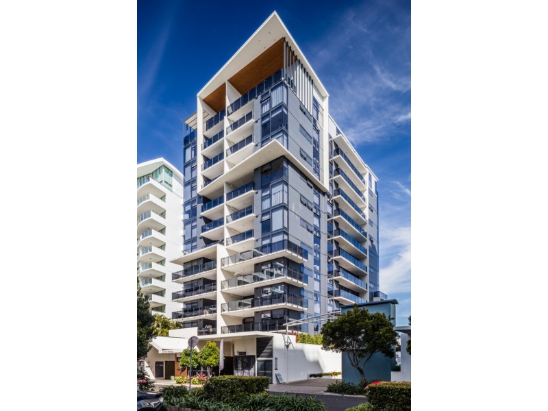 25 First Ave, Mooloolaba QLD 4557
