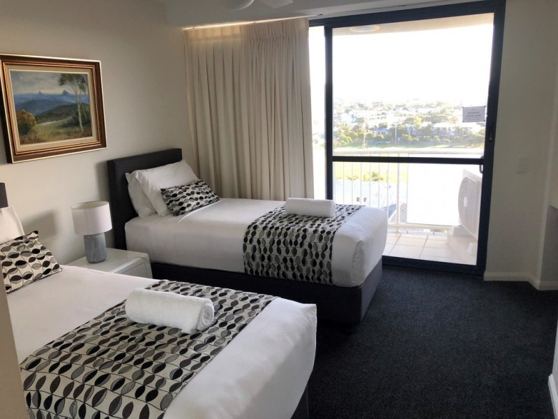 3 bedroom/ 53-55 Sixth Avenue, Maroochydore QLD 4558