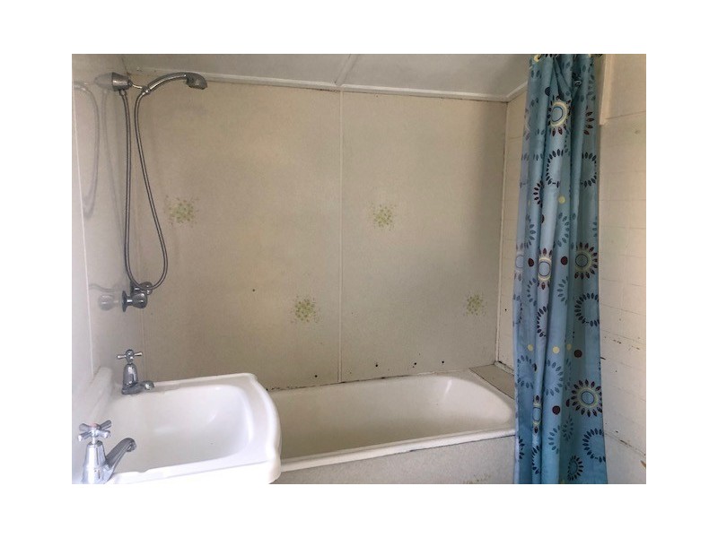 4 Park Street, Charters Towers City QLD 4820