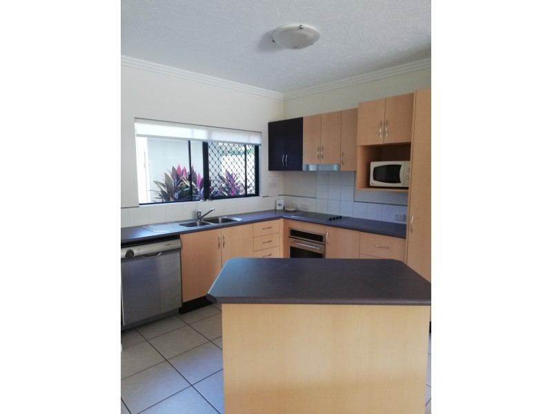 Trinity Beach QLD 4879