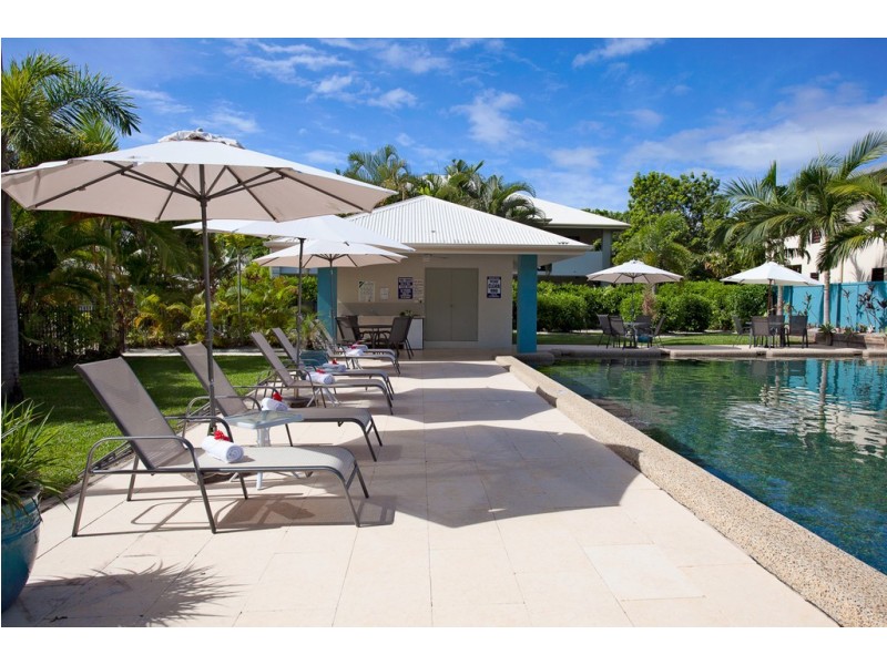 Trinity Beach QLD 4879