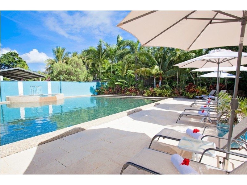 Trinity Beach QLD 4879