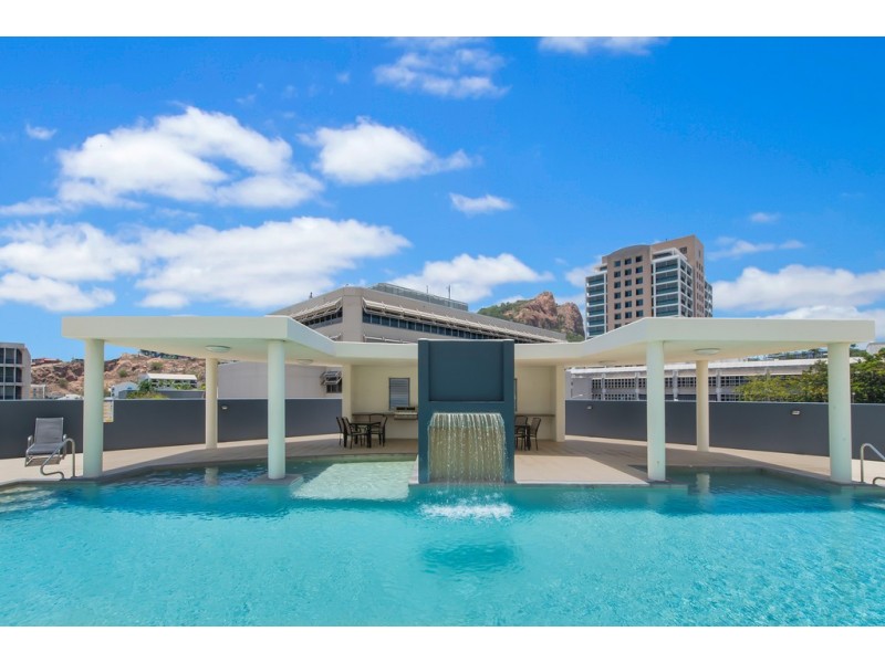 U804 / 151 Sturt Street, Townsville City QLD 4810