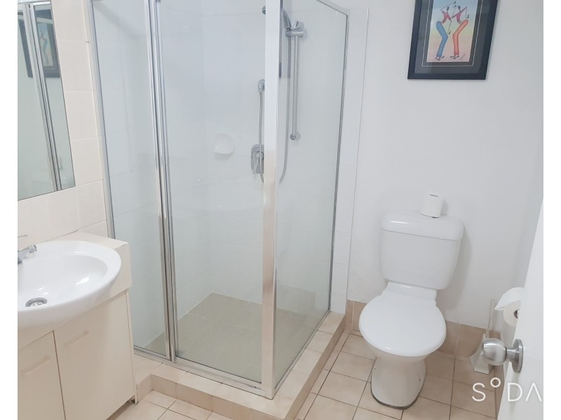 U10/ 37 Bayview street, Runaway Bay QLD 4216