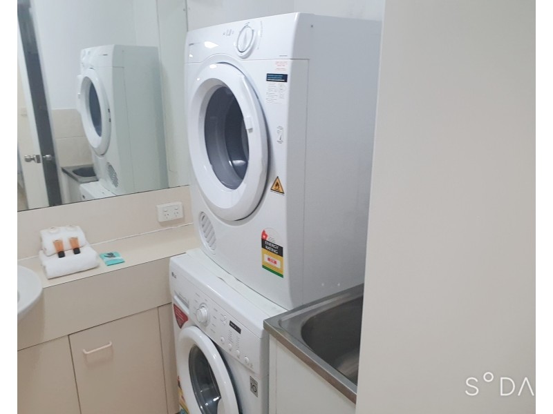 U10/ 37 Bayview street, Runaway Bay QLD 4216