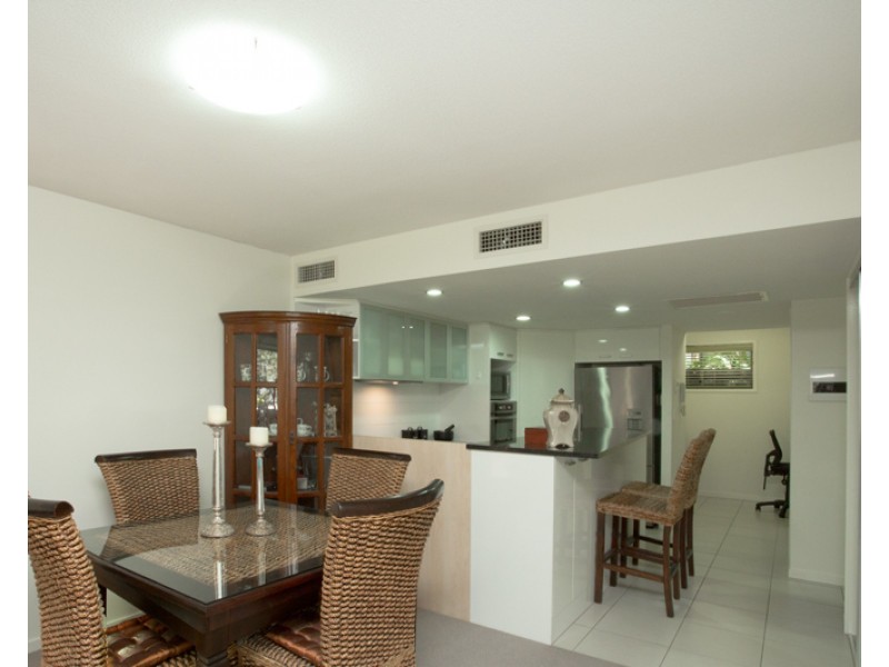 23/57 Grand Parade, Kawana Island QLD 4575