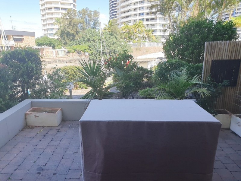 U15/ 37 Bayview street, Runaway Bay QLD 4216