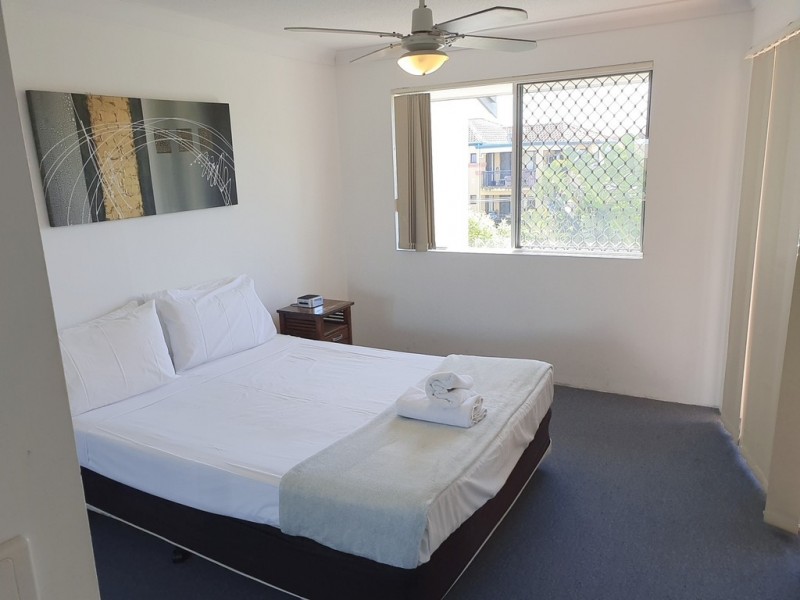 U46/ 37 Bayview street, Runaway Bay QLD 4216