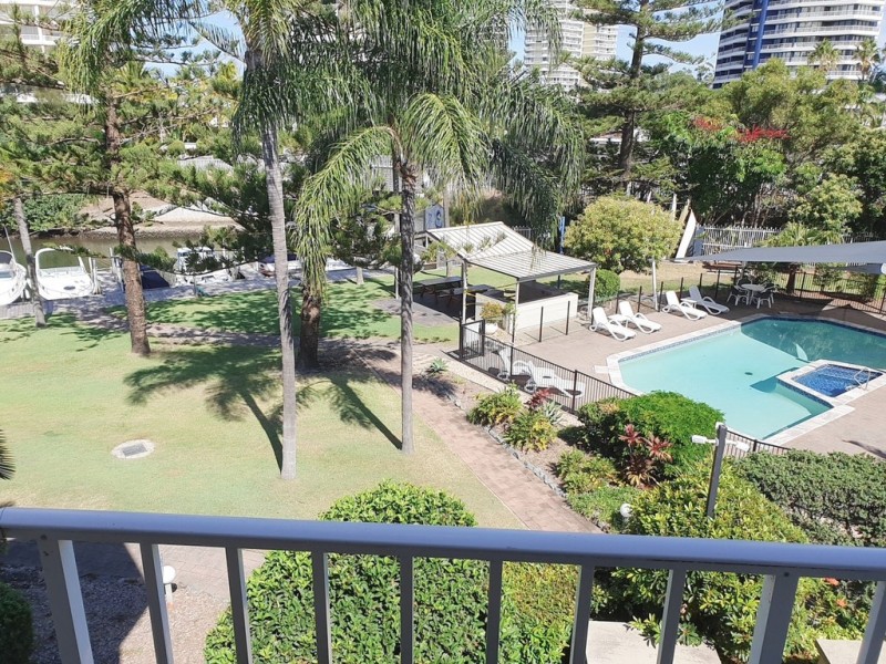 U46/ 37 Bayview street, Runaway Bay QLD 4216