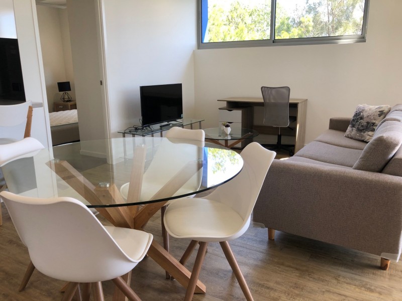 231/33 Lakefront Cres, Varsity Lakes QLD 4227